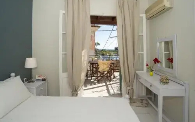 Paola's Sea View House Paxos