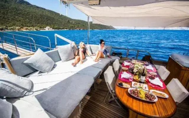 Barbaros Yachting Private Gulet 6 Cabins