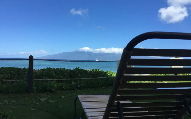 Royal Kahana 104 by RedAwning