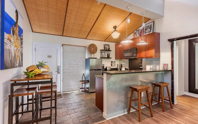 Aina Nalu A 201 - 2 Br Condo