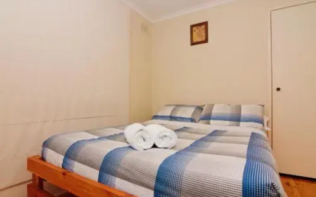 36 Bakers Gully Rd, Bright