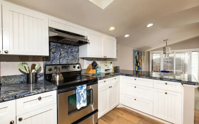 South Sierra Townhouse #103972