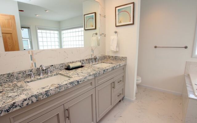 Sunny Delite - 6 Br Home