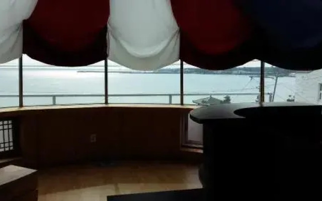 Shinyang Beach Pension