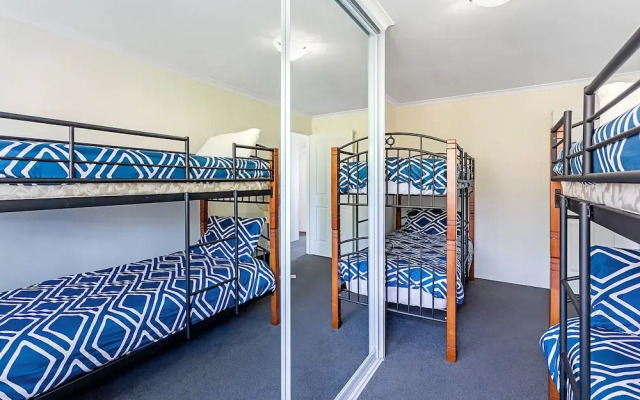 Cirrus, Unit 8, 44 Marine Drive