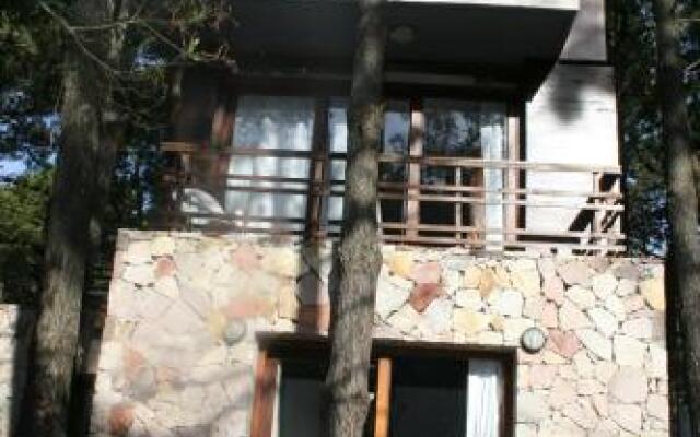 Punta Piedras, Cabañas de mar.