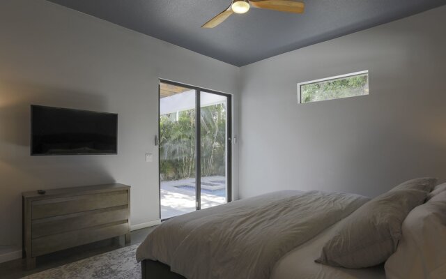 Sarasota 24 - 3 Br Home