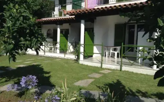 Villa Yiannis (Adult Friendly)
