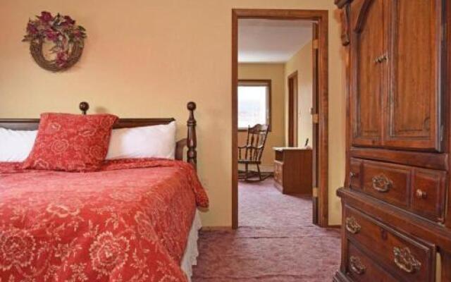 Arnolds River Retreat