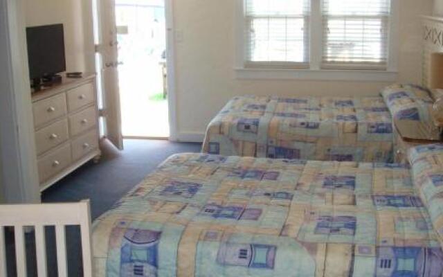 The Colony Beach Motel