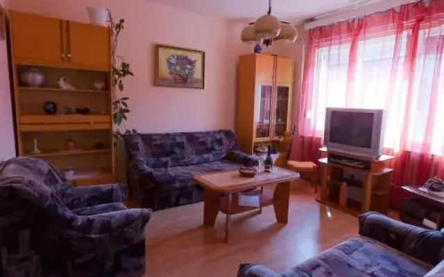 Napfény Vendégház és Apartman