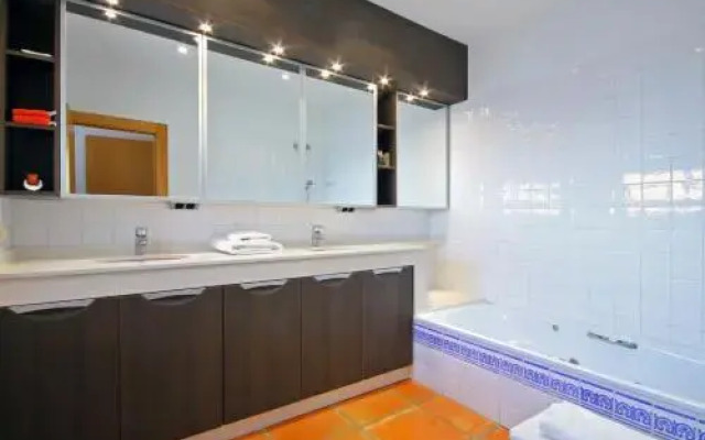 Villa Moderna - Plusholidays