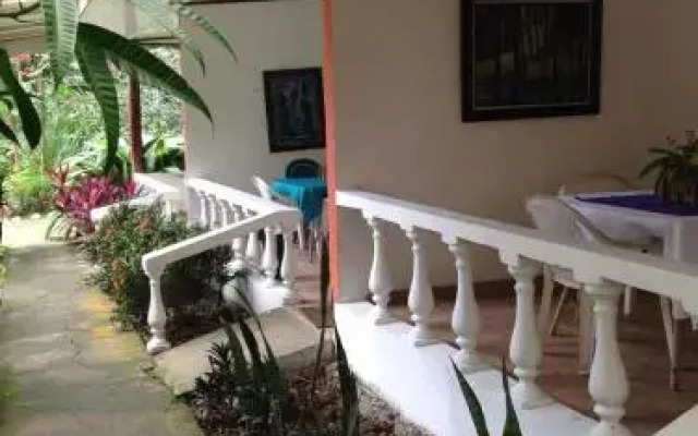 Cabinas Ole Caribe