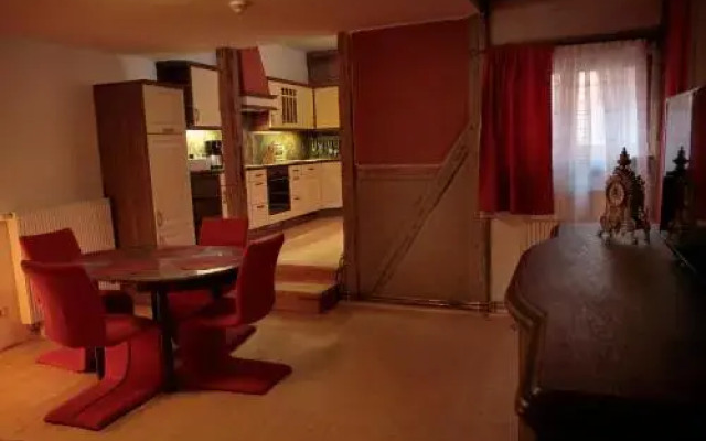 Kristallhaus anno 1438