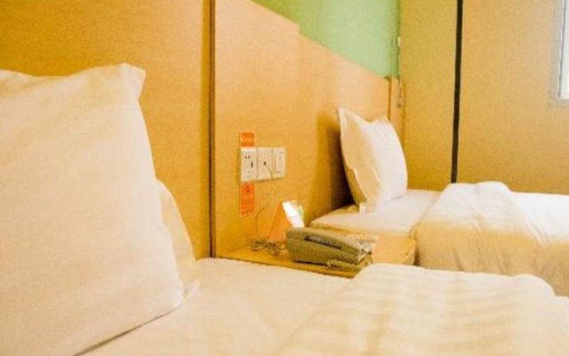 7 Days Inn Anshun Tashan Plaza Xin Da Shi Zi Branch – Guest Rooms – Anshun