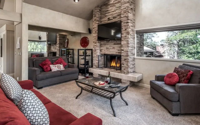 Ruidoso Four-bedroom
