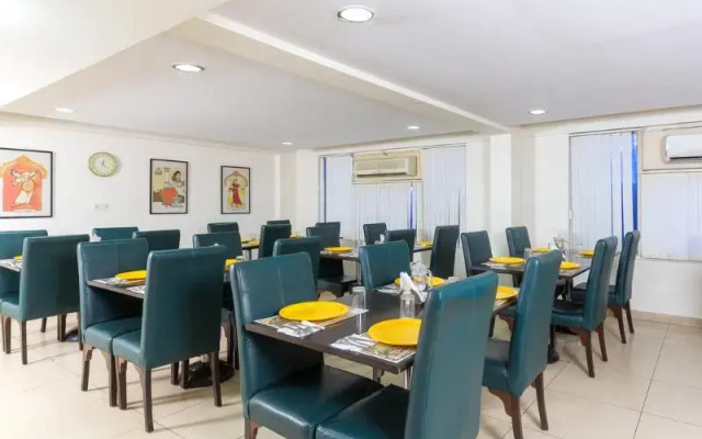 Sravya Compact Residency