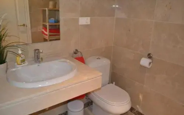 2114-Apt with nice terrace with pool view
