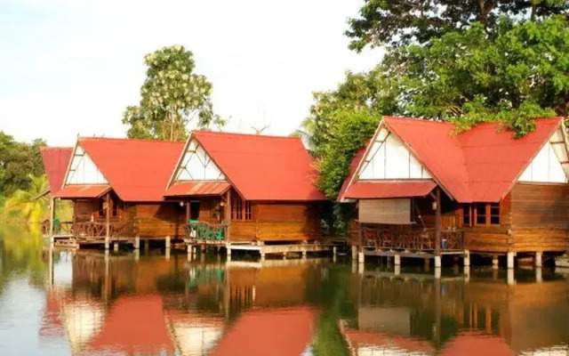Rungaroon Resort