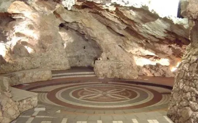 Agriturismo La Grotta