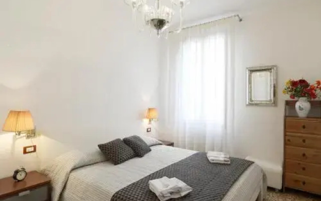 Venice Romantic Suite