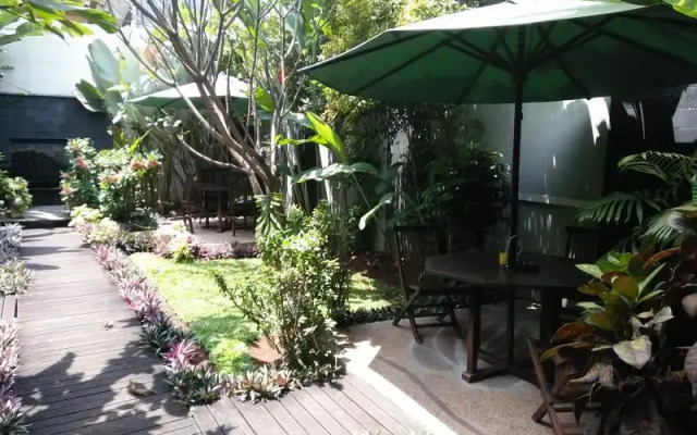 Jatinangor Hotel & Restaurant