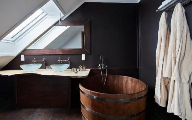 No Name Luxury Hotel & Spa