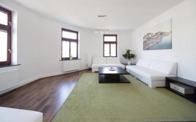 DD Apartments