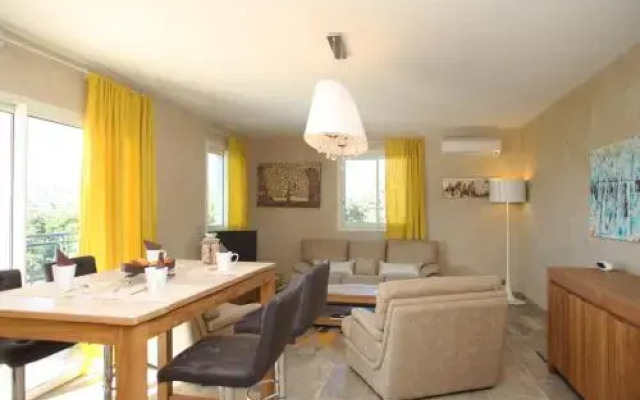 Villa Hote Lux