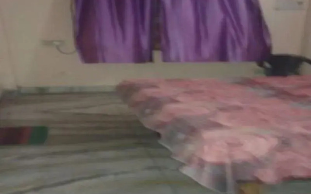 16 Mani Guest House