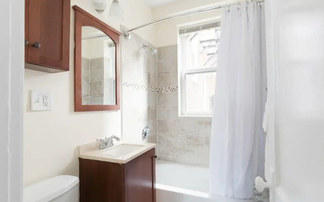 Sharp Brighton Suites by Sonder