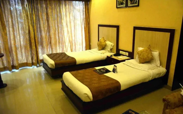 OYO Premium Vidya Nagar