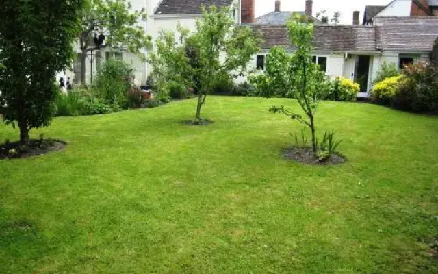 The Garden Lodge