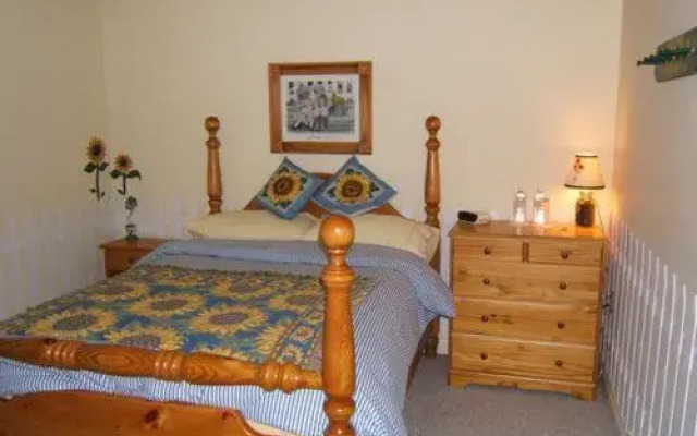 Riverwood Bed & Breakfast