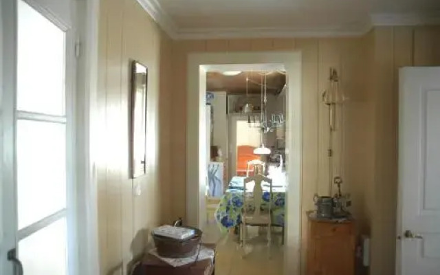 1800's Townhouse