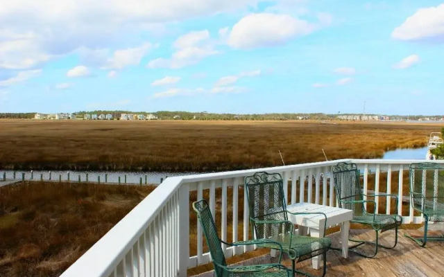 Hammock Village 25 4 Br home by RedAwning