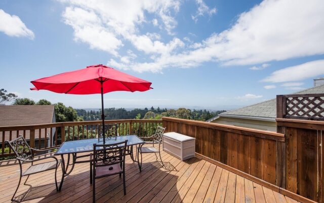 Hillside 3BR Montclair Home W Views by RedAwning
