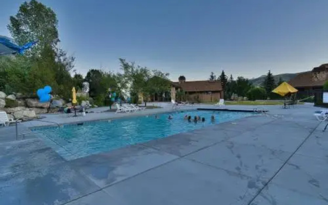Wolf Lodge Condo #1408 at Wolf Creek Resort Near Powder Mountain, Snowbasin, Nordic Valley And Pineview in Eden Utah