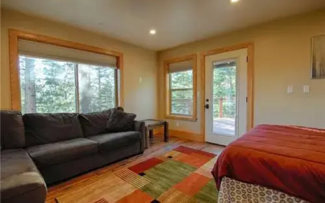 Qi Family Lodge - 5 Br Home