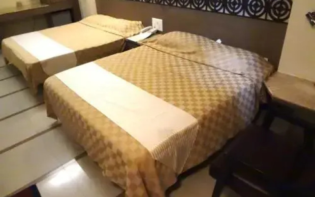 Hotel Samrat