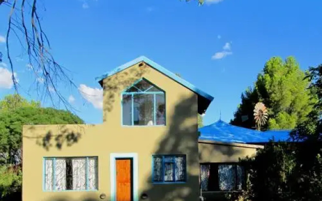 Bluegum Cottage B&B and Self Catering