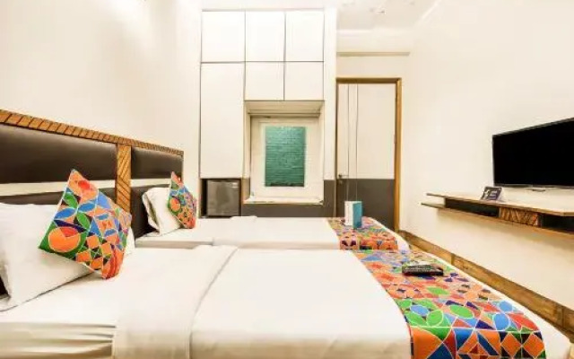 FabHotel Sai Village Sushant Lok
