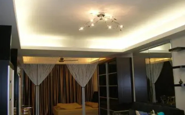 Carlton Suite (Private Unit) at Plaza Damas