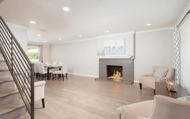 Radiant Estate New Luxury Cali 3 Bd!