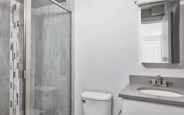Airy Downtown Crossing Suites by Sonder