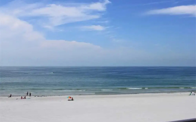 #308 at Sea Breeze - 2 Br condo by RedAwning