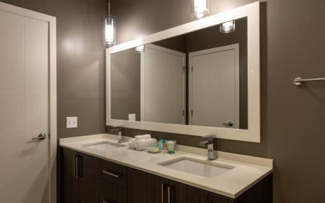 Stay Alfred on Franklin Street