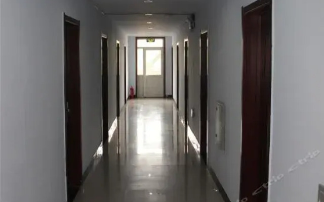 Xuanhua District Railway Reception Guesthouse