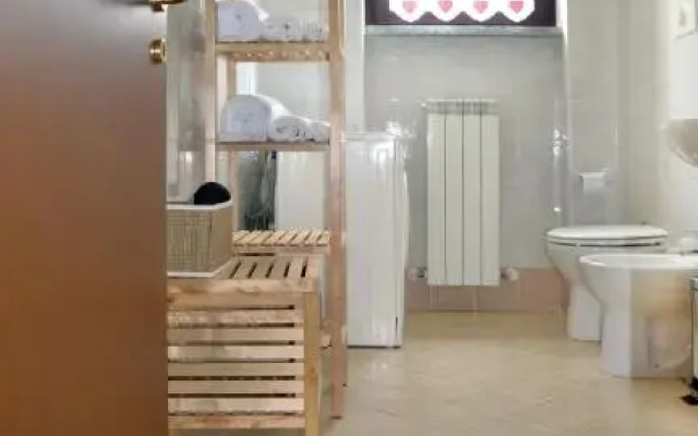 Como's Lake Mountains