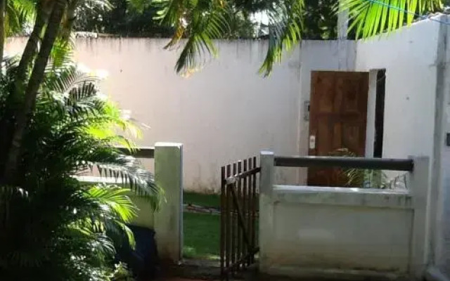 Caminho da Praia Flats